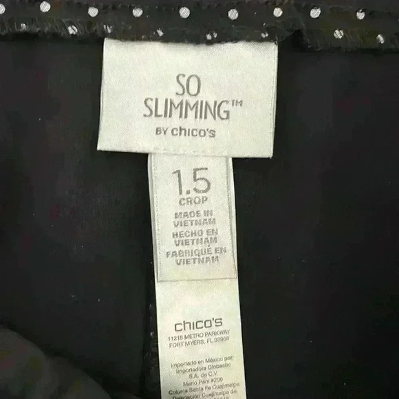 So Slimming Chico's Polkadot Black/White Crop Pants Size 10​​ - Picture 5 of 6